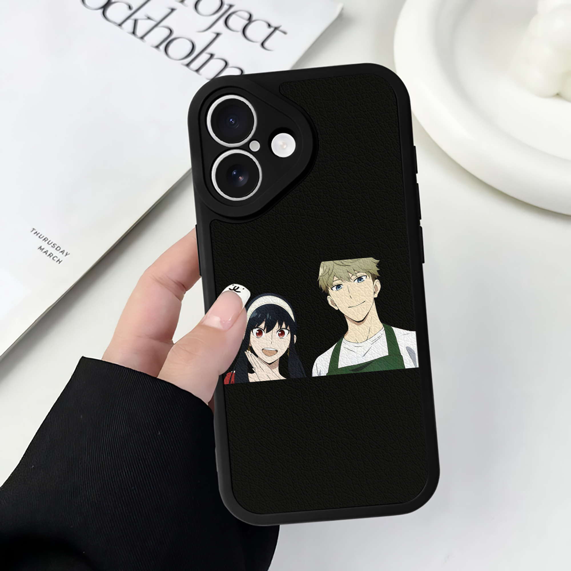 （画像用） SPY×FAMILY间谍家家酒 【iPhone 16シリーズ対応】シリコンスマホケース（レザー調） 材質：シリコン